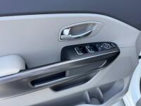 Kia Carnival (2014)