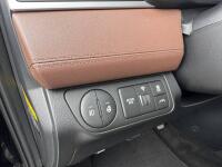 Hyundai Grand Starex (2020)