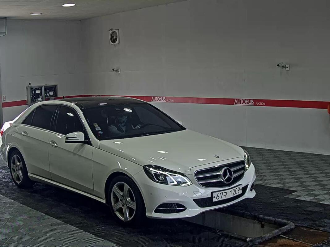 Mercedes E250 (2014)