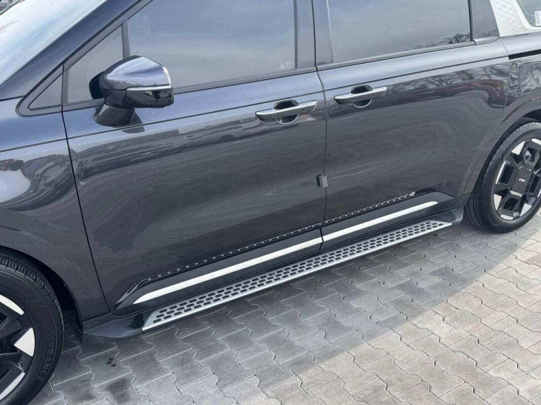 Kia Carnival (2024)