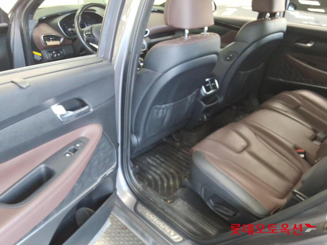Hyundai Santa Fe (2019)