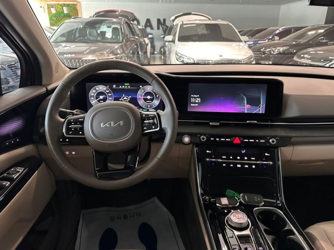 Kia Carnival (2022)