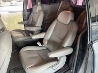 Kia Carnival (2016)