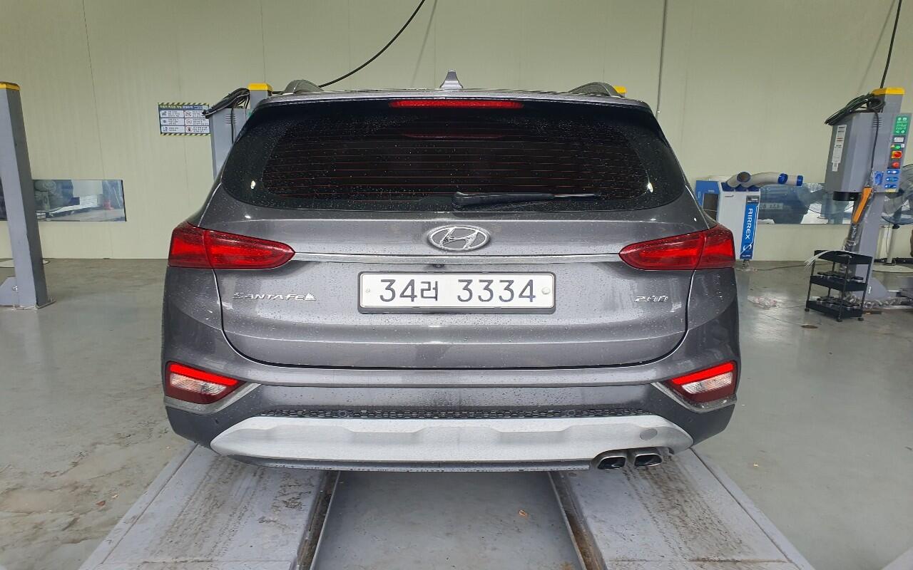 Hyundai Santa Fe (2018)