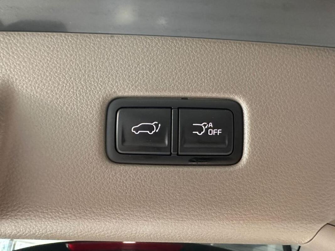 Kia Carnival (2022)