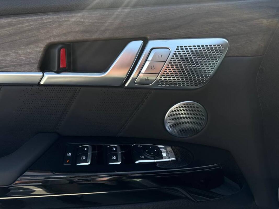 Kia Mohave (2022)