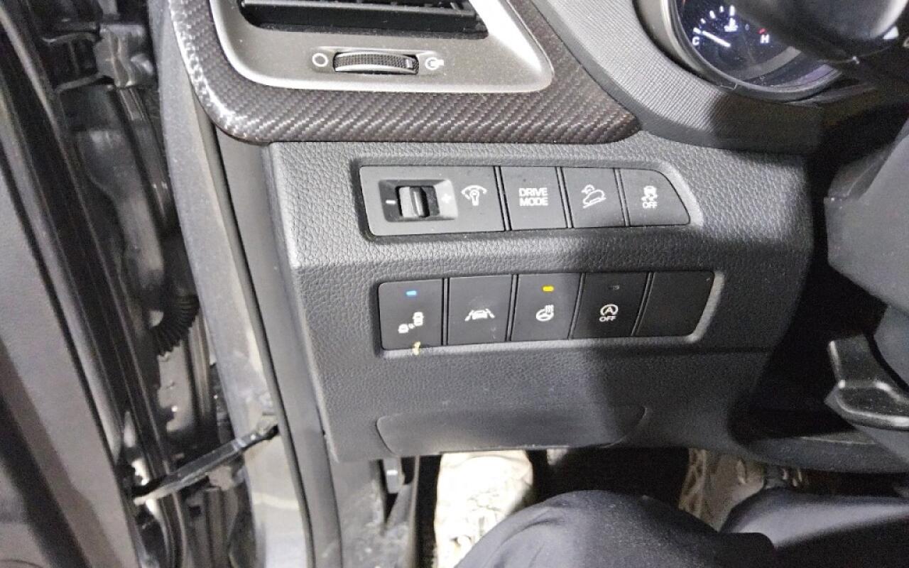 Hyundai SantaFe (2015)