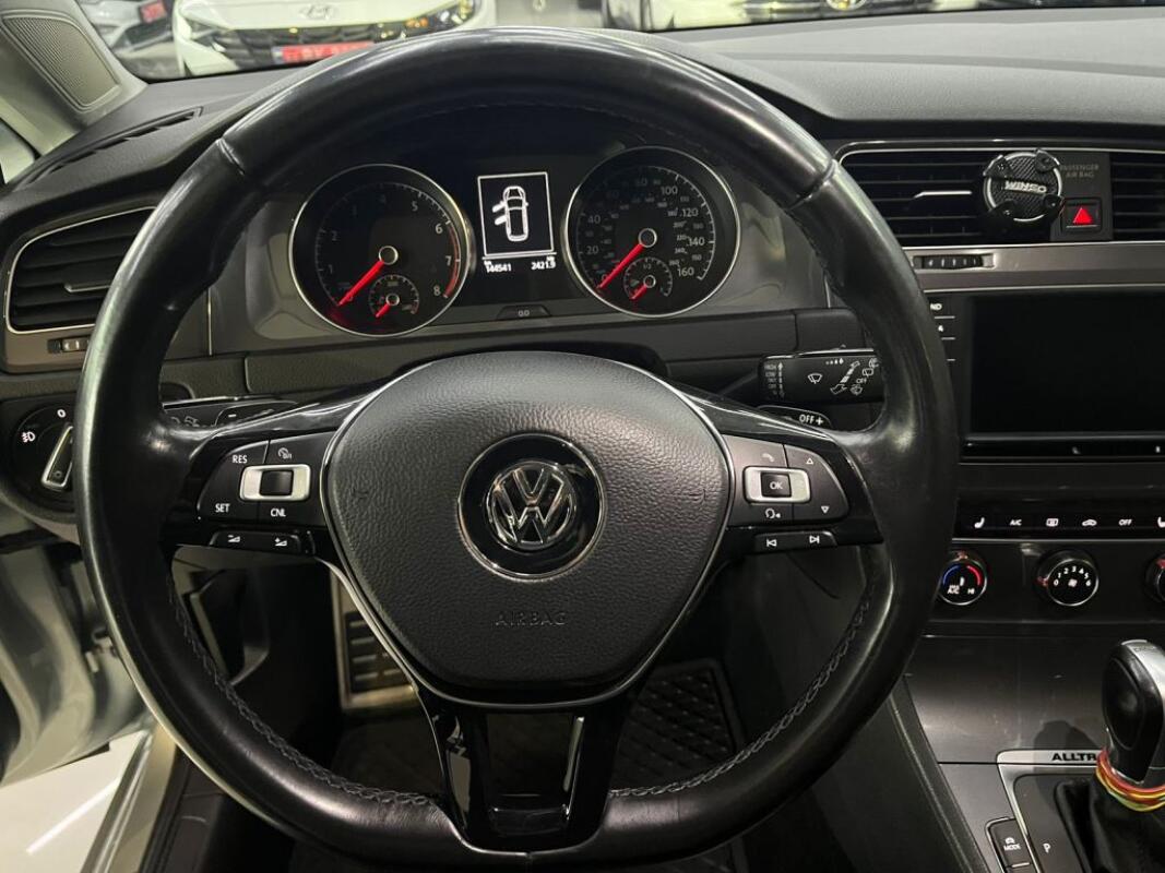 Volkswagen Golf Alltrack (2016)