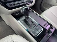 Kia Carnival (2016)