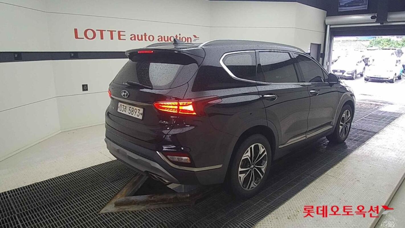 Hyundai SantaFe (2018)