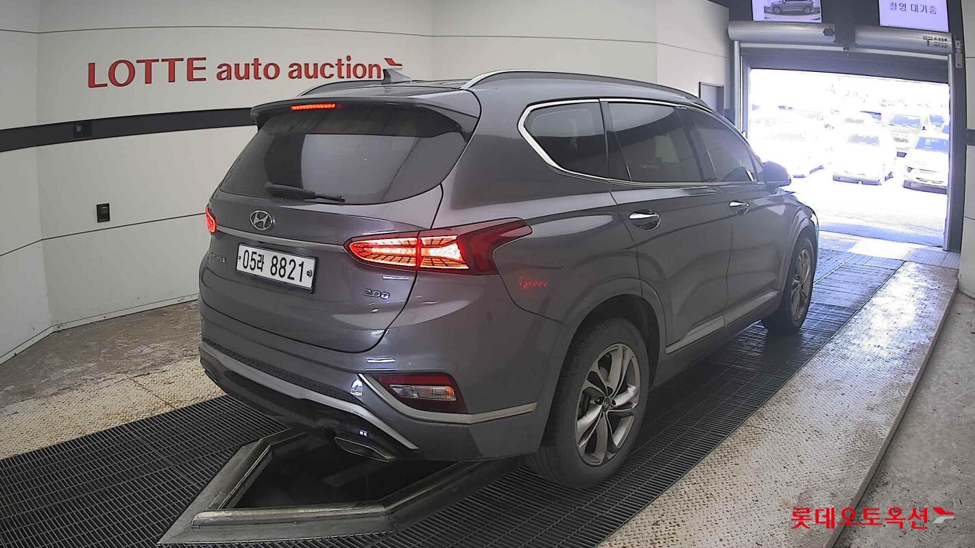 Hyundai Santa Fe (2019)