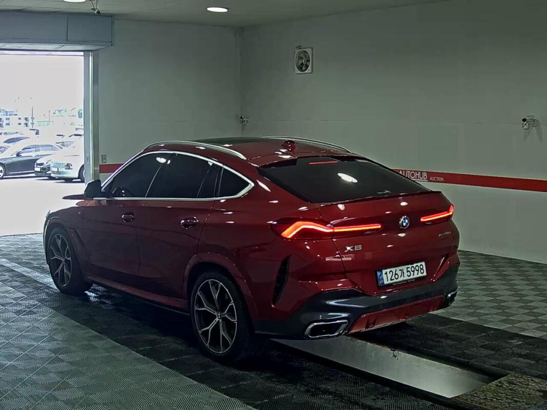 BMW X6 (2020)