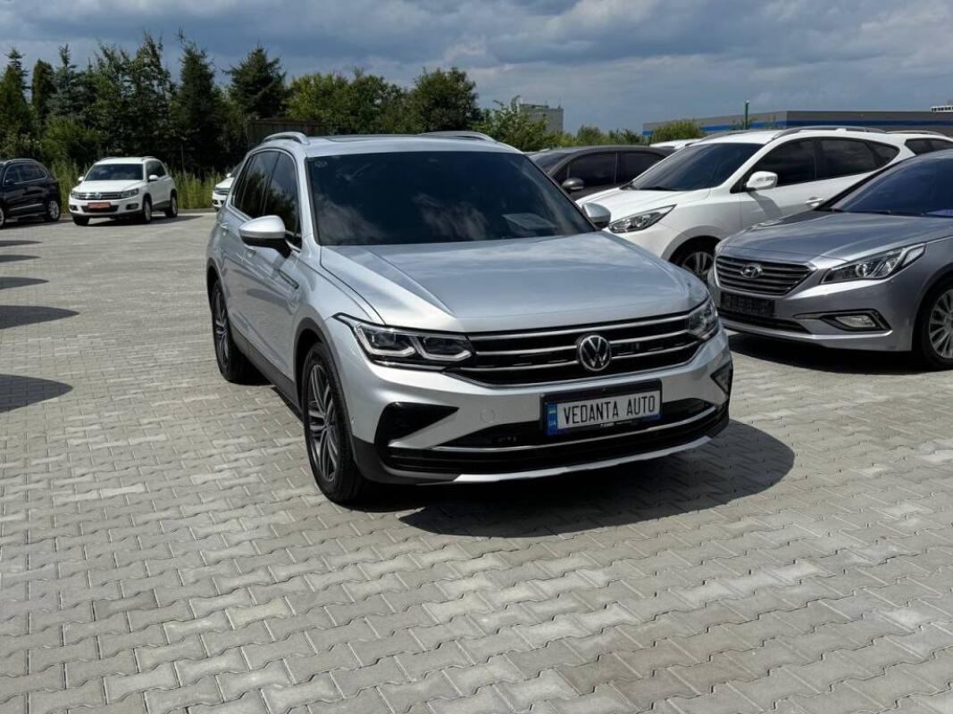 Volkswagen Tiguan (2022)