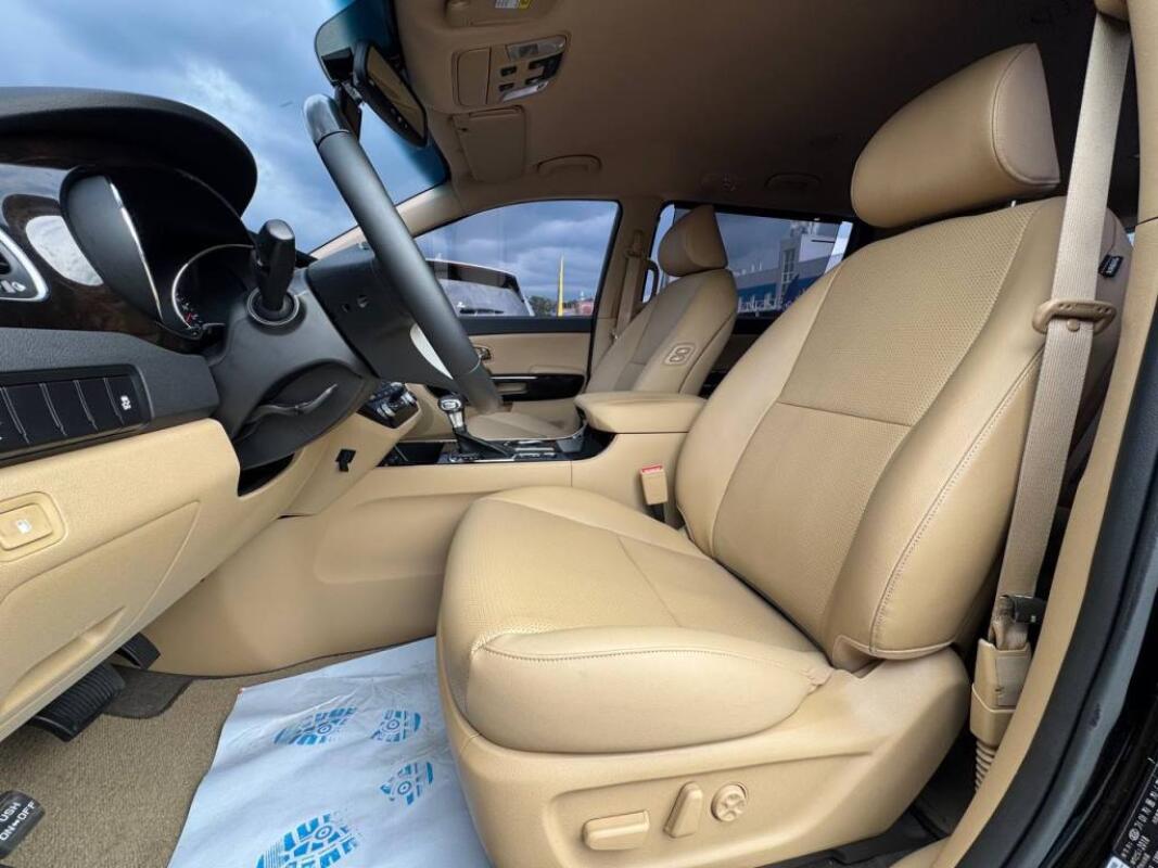 Kia Carnival (2018)