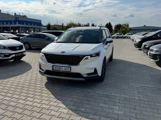 Kia Carnival (2021)