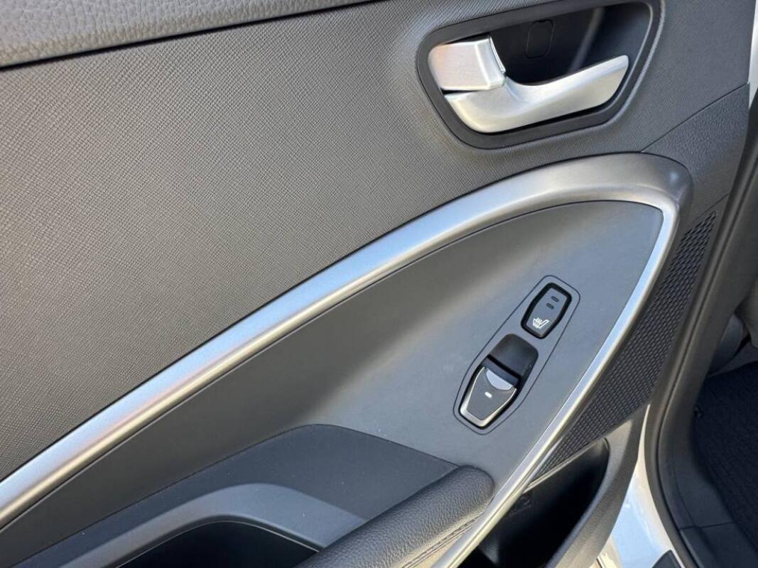 Hyundai SantaFe (2017)