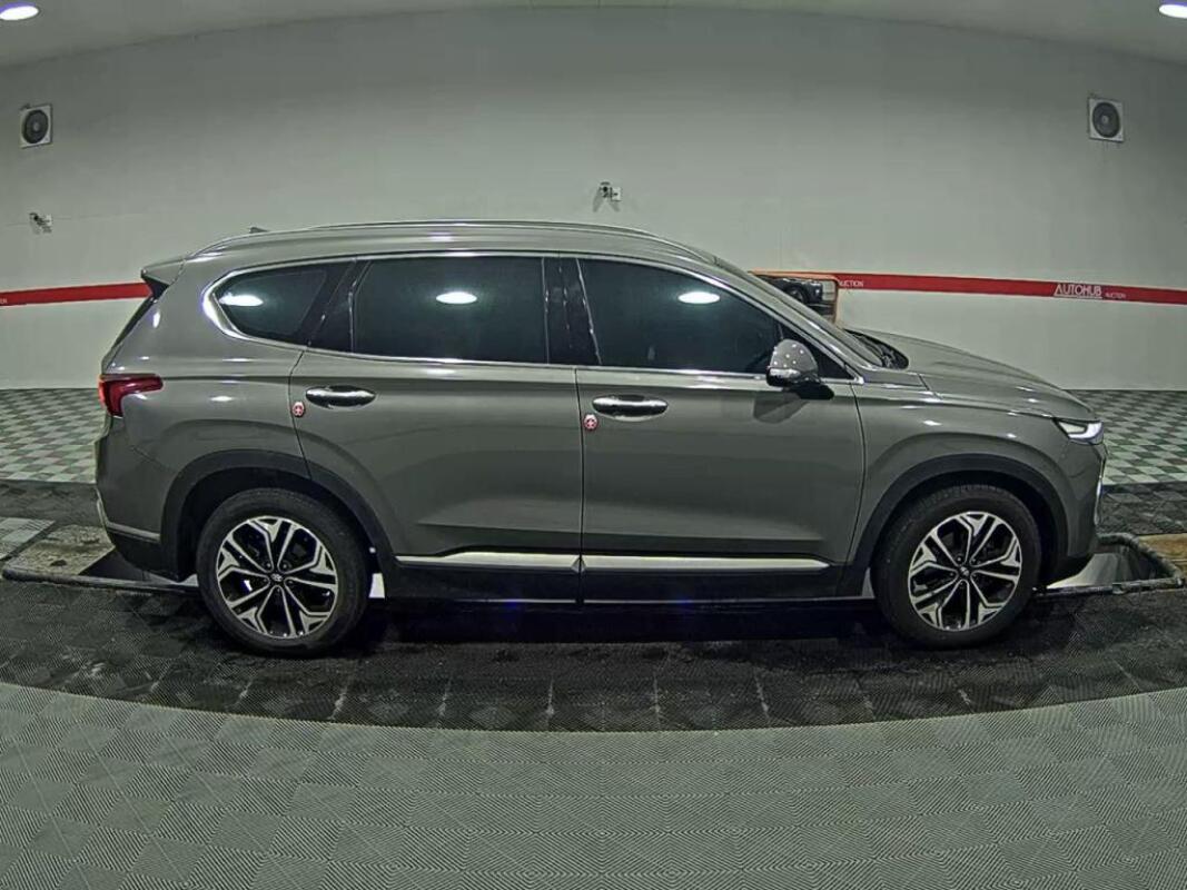 Hyundai SantaFe (2018)