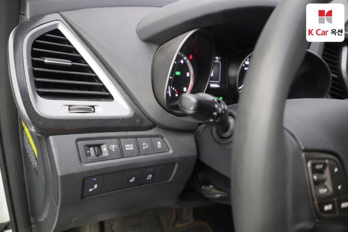 Hyundai SantaFe (2017)