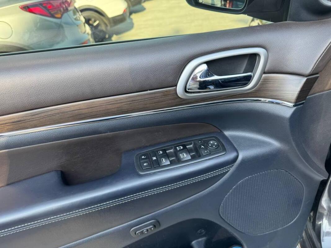 Jeep	Grand Cherokee (2017)