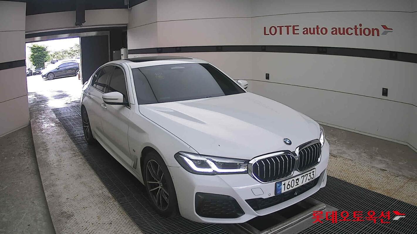 BMW 523d (2021)