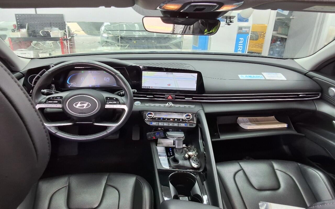 Hyundai Avante (2024)