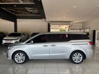 Kia Carnival (2016)