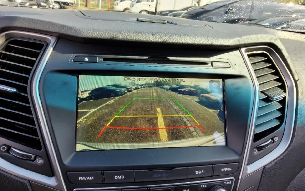 Hyundai SantaFe (2015)