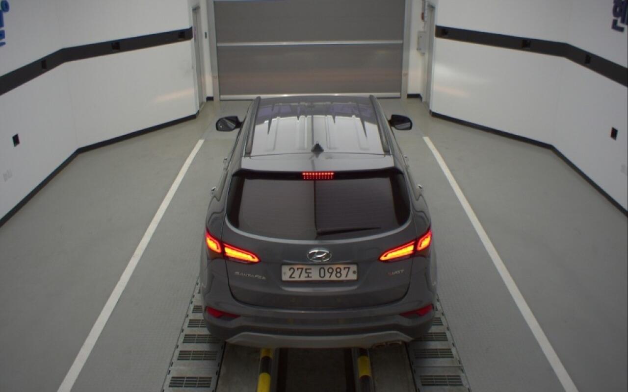 Hyundai SantaFe (2015)