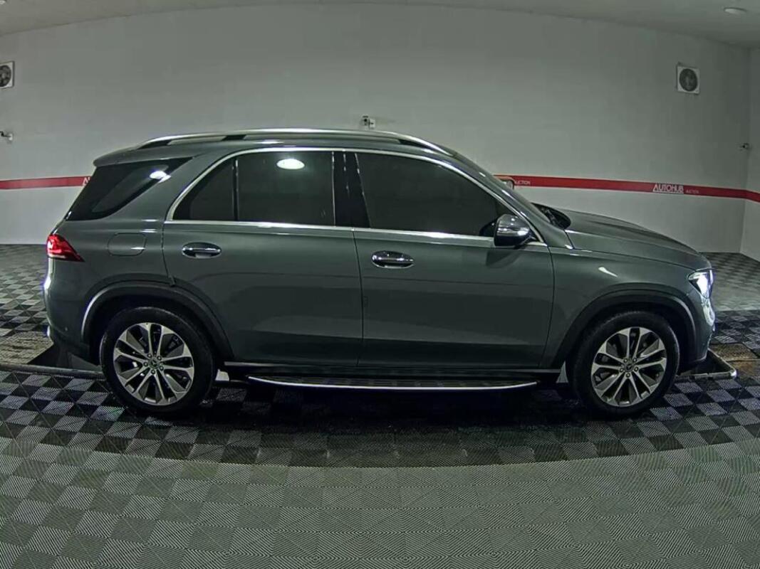 Mercedes GLE 300d (2021)