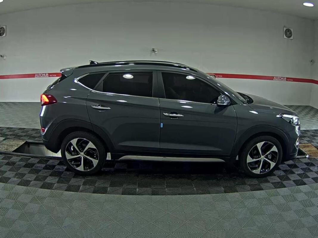 Hyundai Tucson (2016)