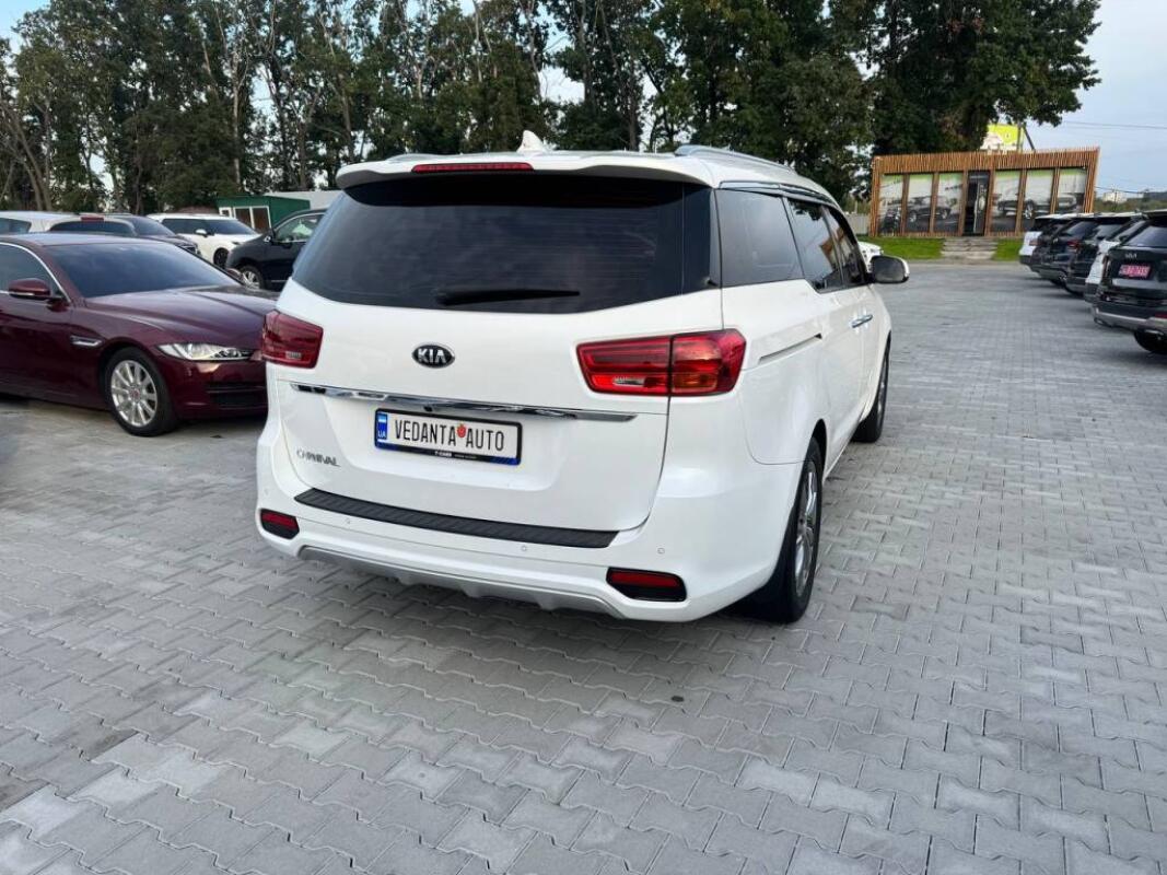 Kia Carnival (2019)