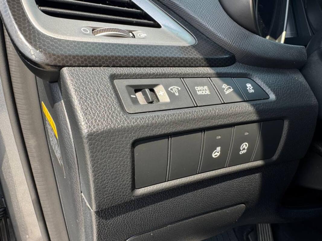 Hyundai Santa Fe (2015)