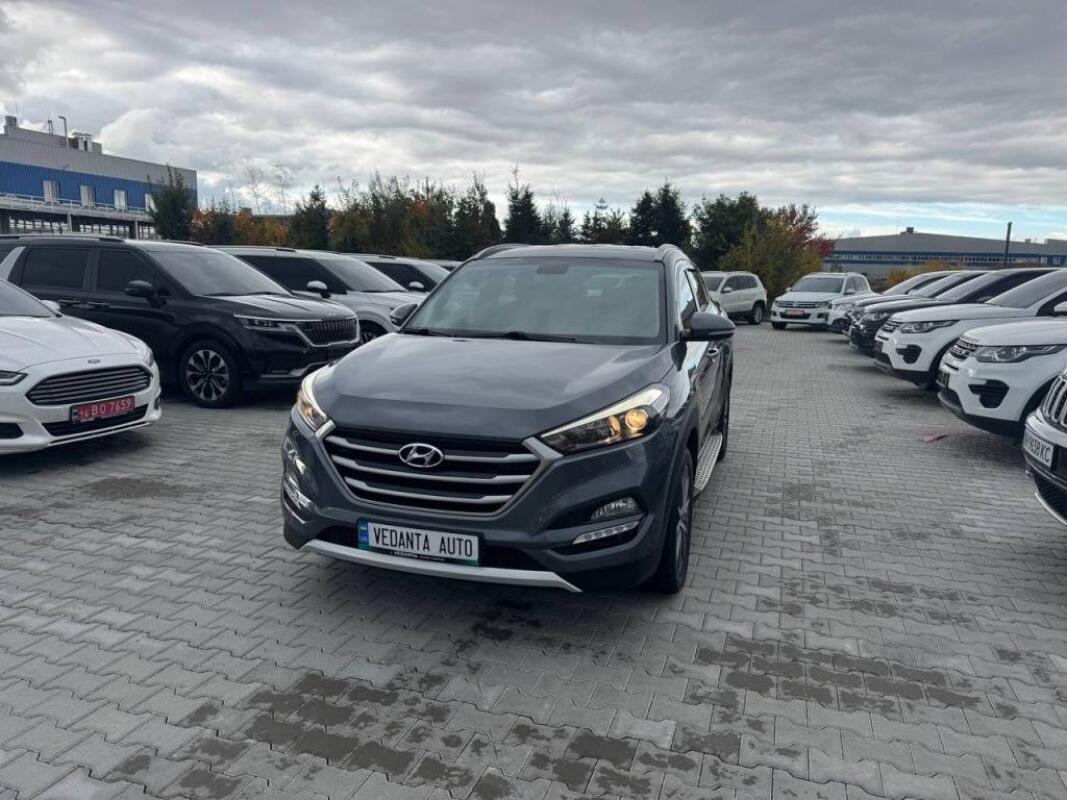 Hyundai Tucson (2016) Hyundai Tucson (2016)