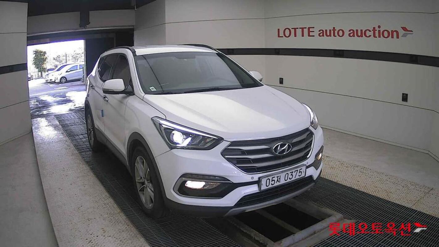 Hyundai SantaFe (2016)