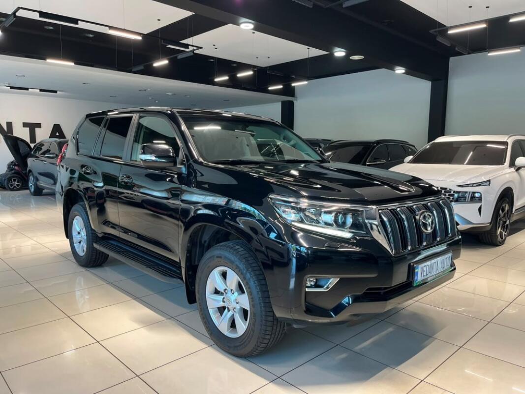 Toyota Land Cruiser (2019)