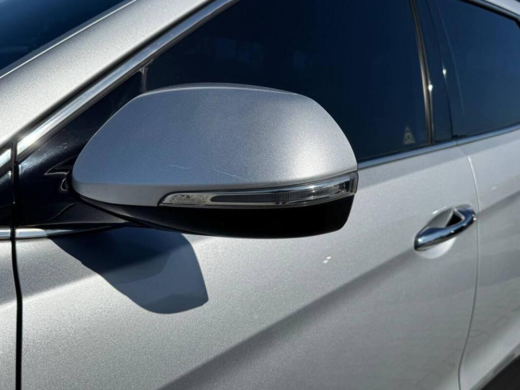 Hyundai SantaFe (2017)