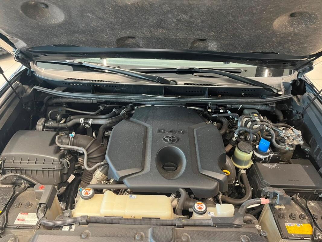 Toyota Land Cruiser (2019)