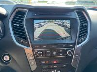 Hyundai SantaFe (2017) Hyundai SantaFe (2017)