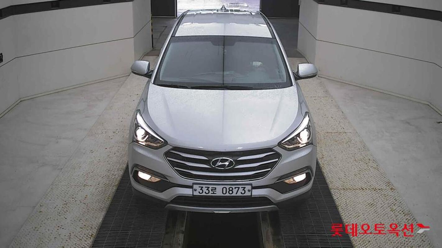 Hyundai SantaFe (2016)