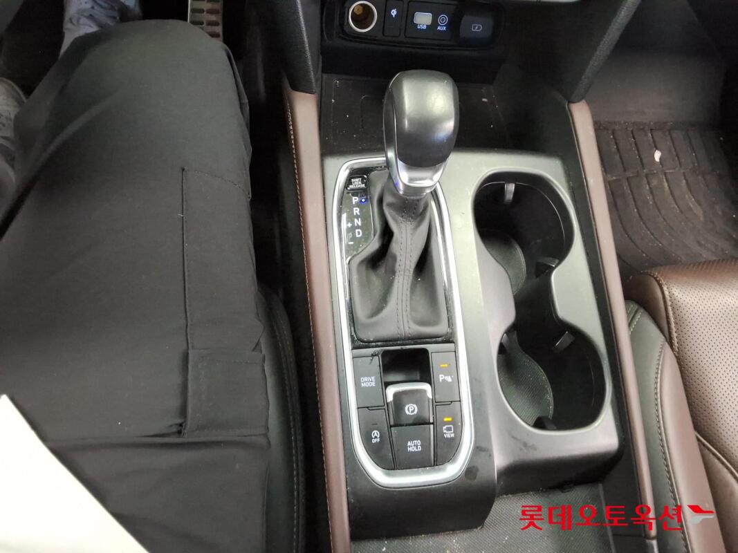 Hyundai Santa Fe (2019)