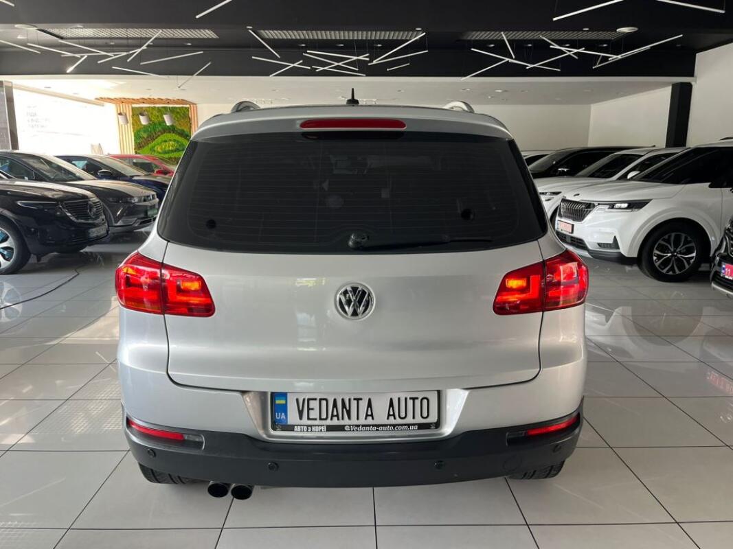 Volkswagen Tiguan (2014)