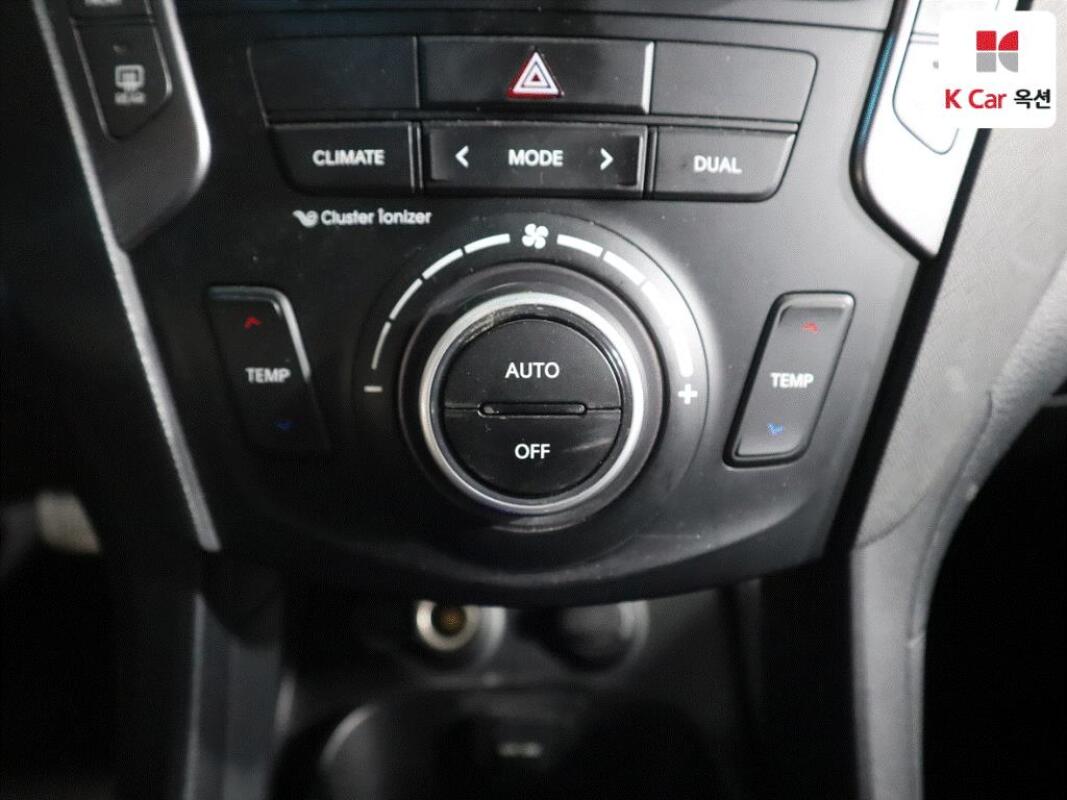 Hyundai SantaFe (2015)