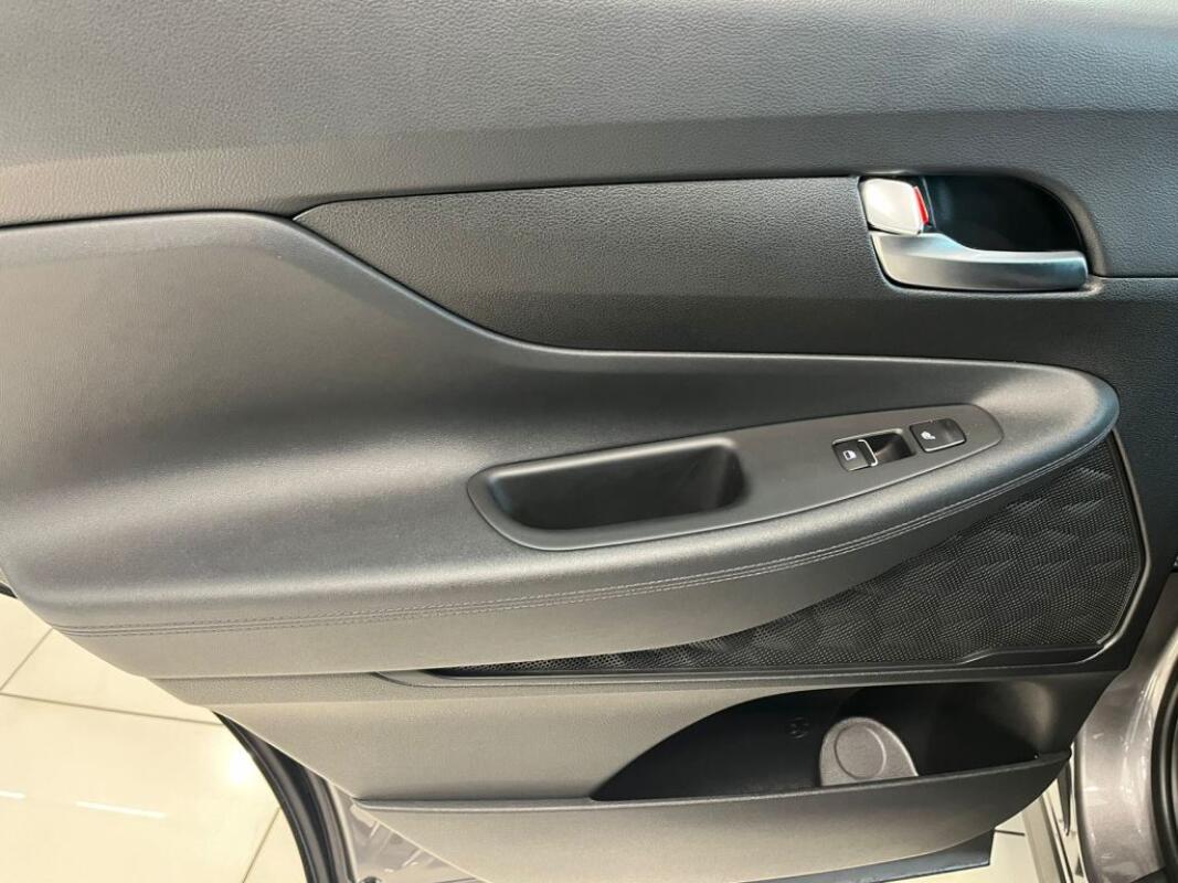 Hyundai SantaFe (2019)