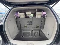 Kia Carnival (2016)