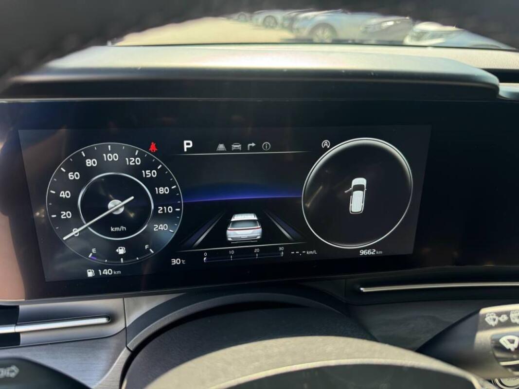 Kia Carnival (2023)