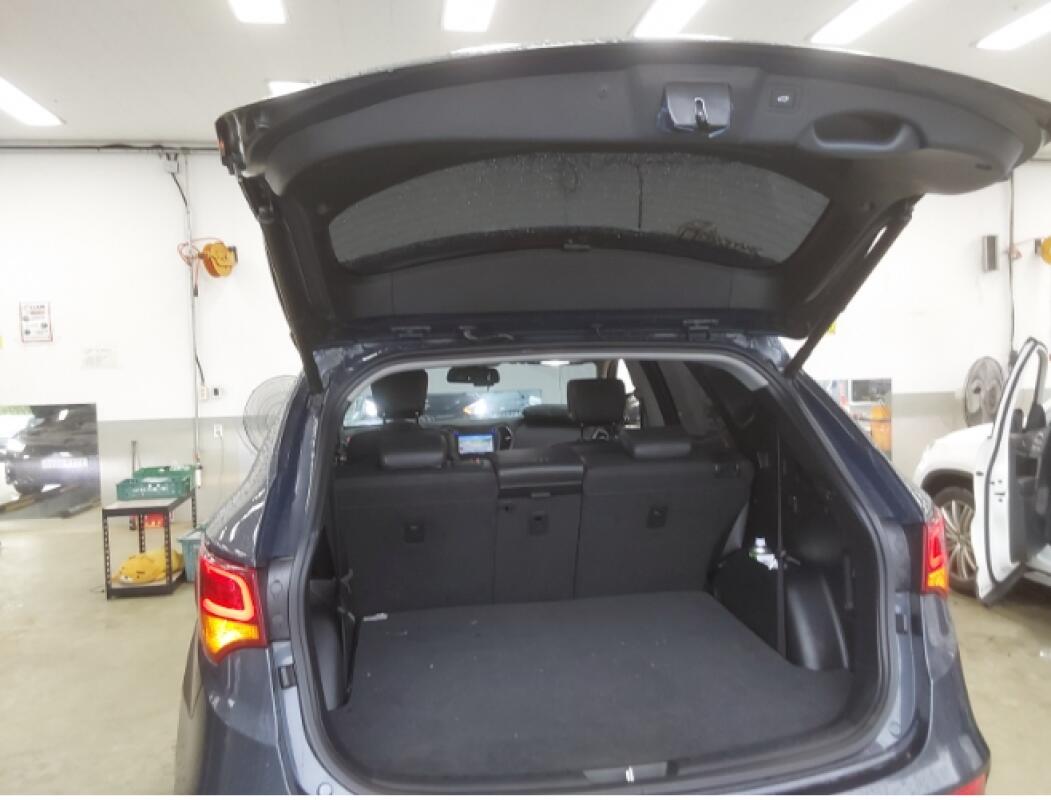 Hyundai SantaFe (2016)