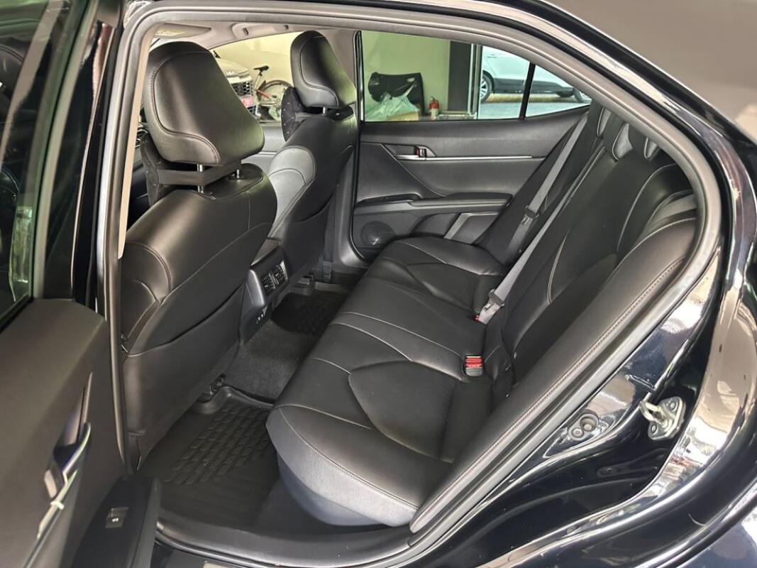 Toyota Camry (2020)