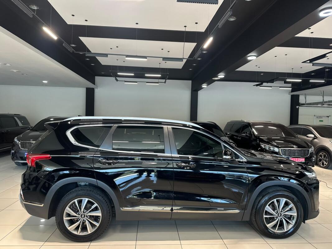Hyundai SantaFe (2020)