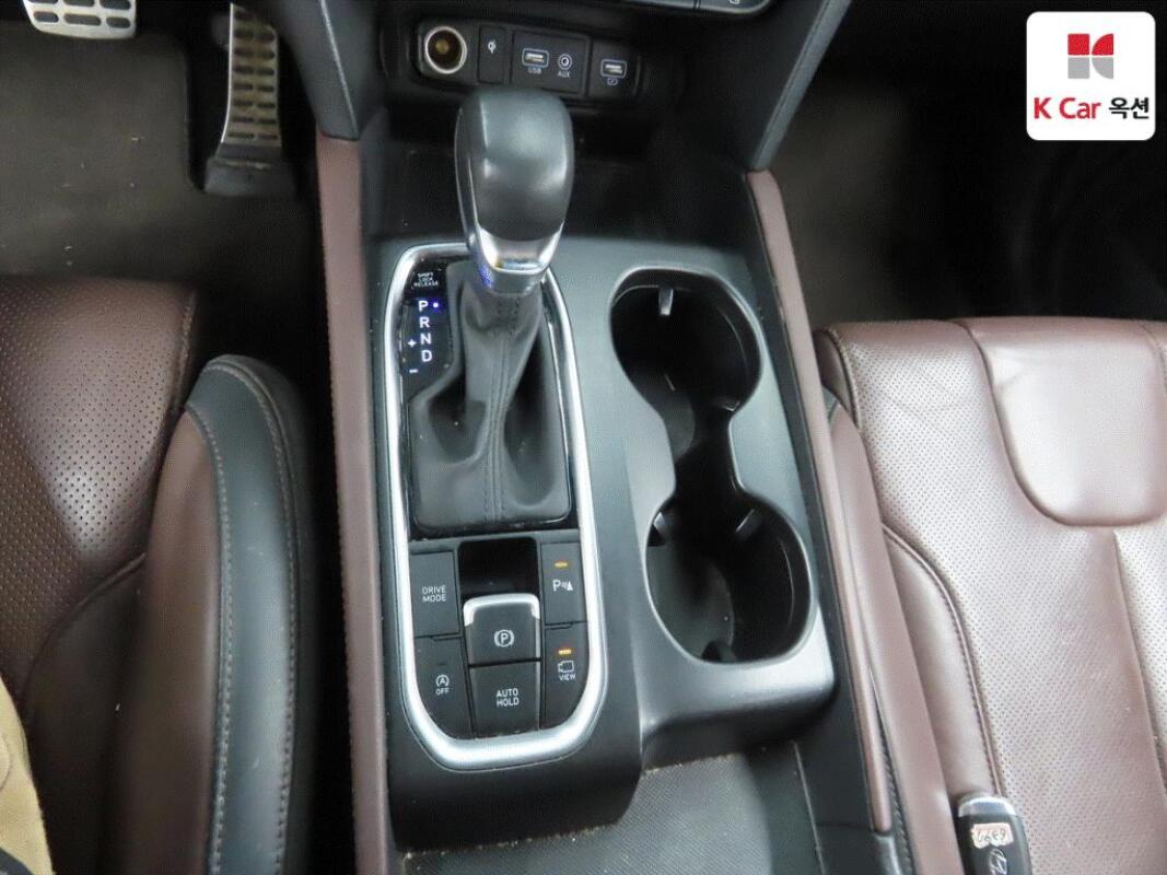 Hyundai SantaFe (2018)