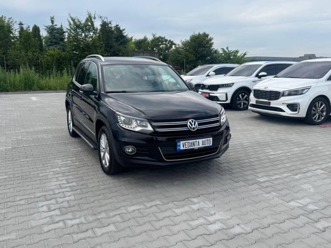 Volkswagen Tiguan (2015)